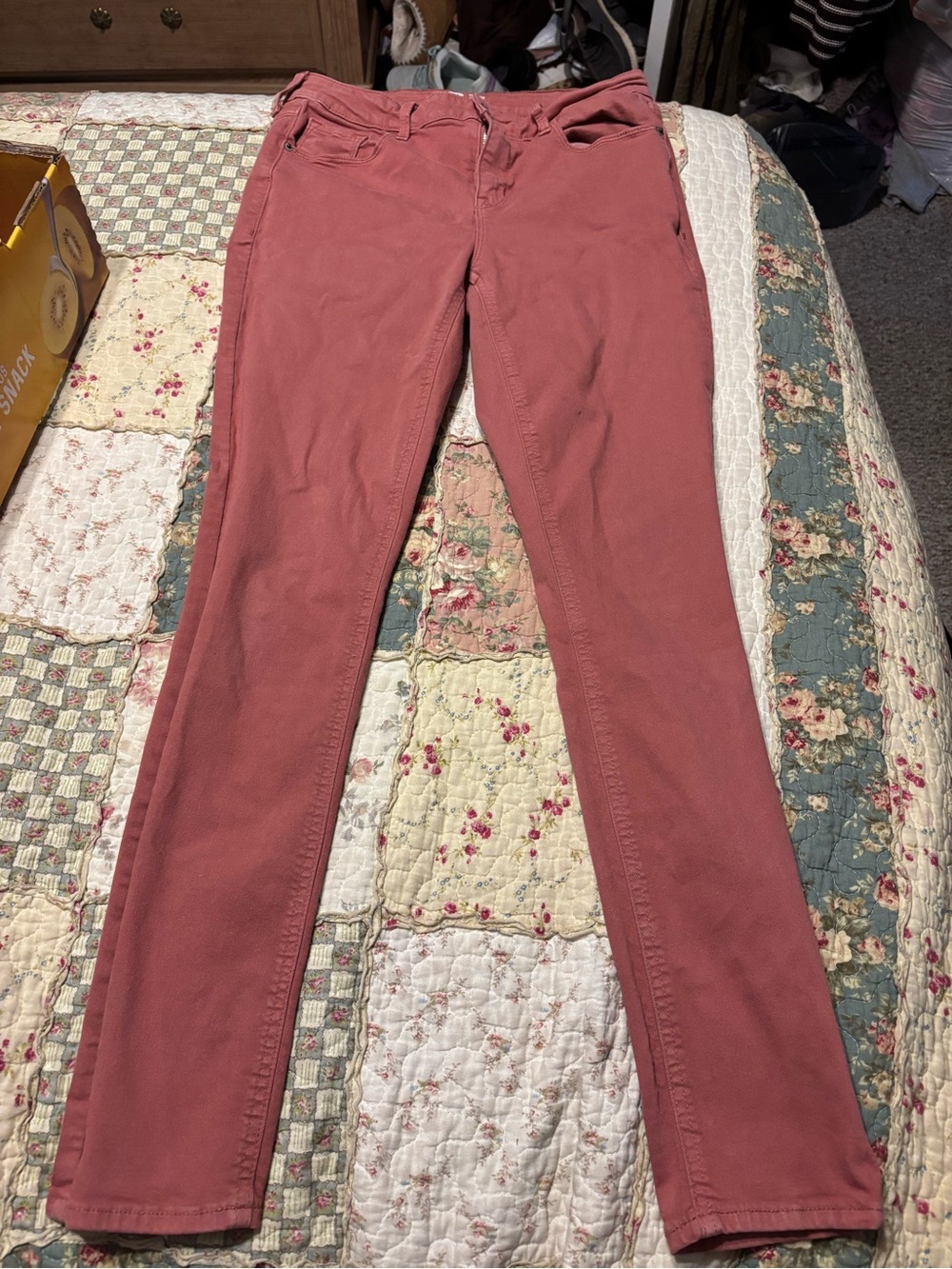 Old Navy Women's rockstar Super Skinny Jeans in Dusty Rose Pink Size 8